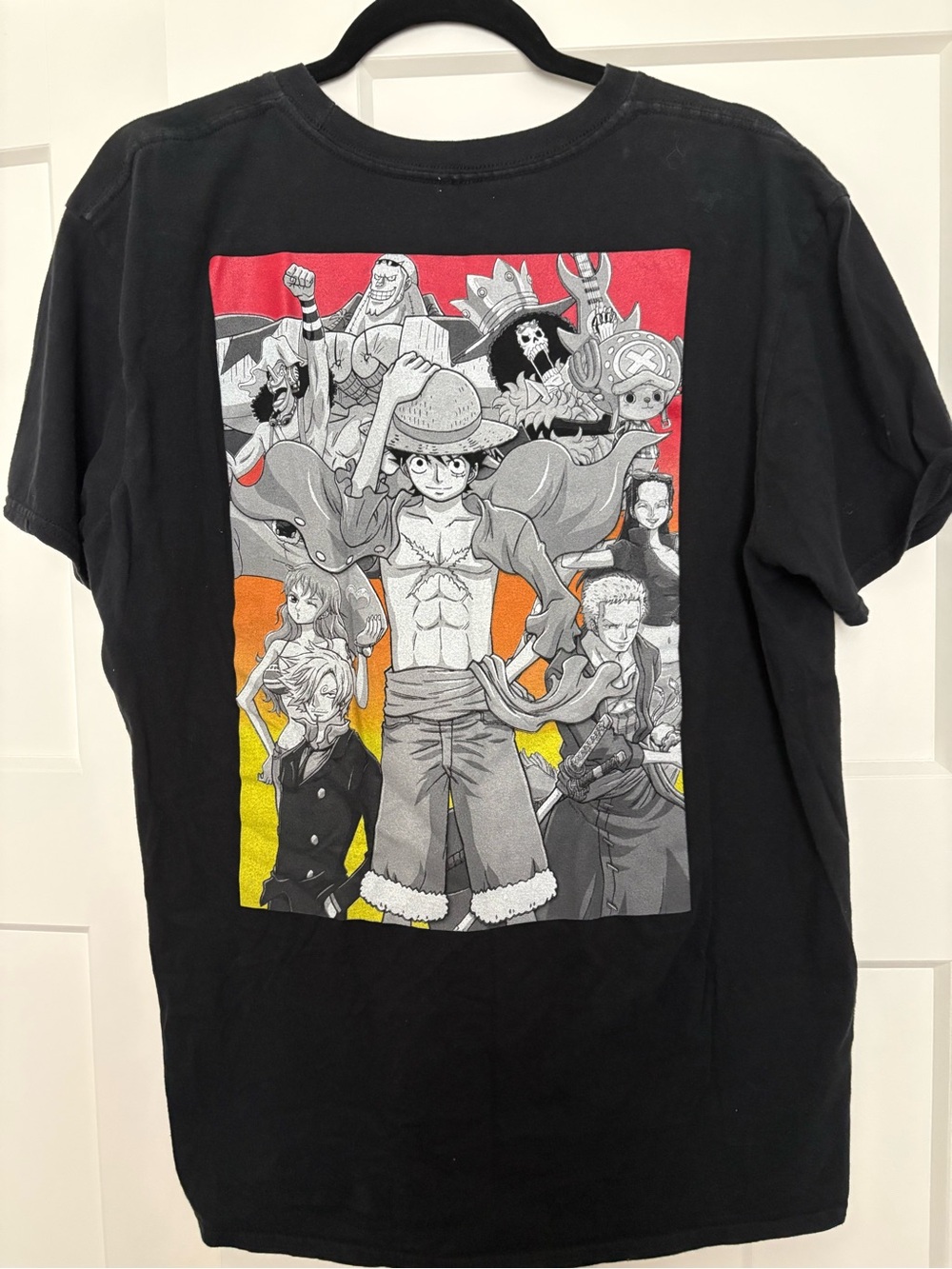 Onepiece Men’s Black Graphic Short Sleeve Tee Size Large